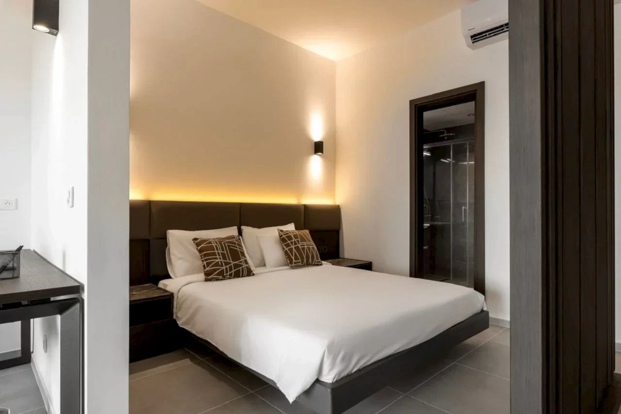 Mumbai Scala Hotel